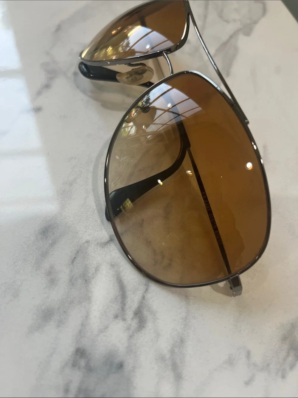Ray-Ban Brown Gradient Aviator Sunglasses with Red Case - Picture 2 of 4